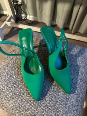 SHEIN Emerald Green Pointed Slingback Heels